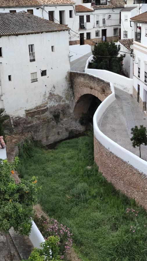 Апартаменты El Nido De La Galeria Setenil De Las Bodegas Экстерьер фото